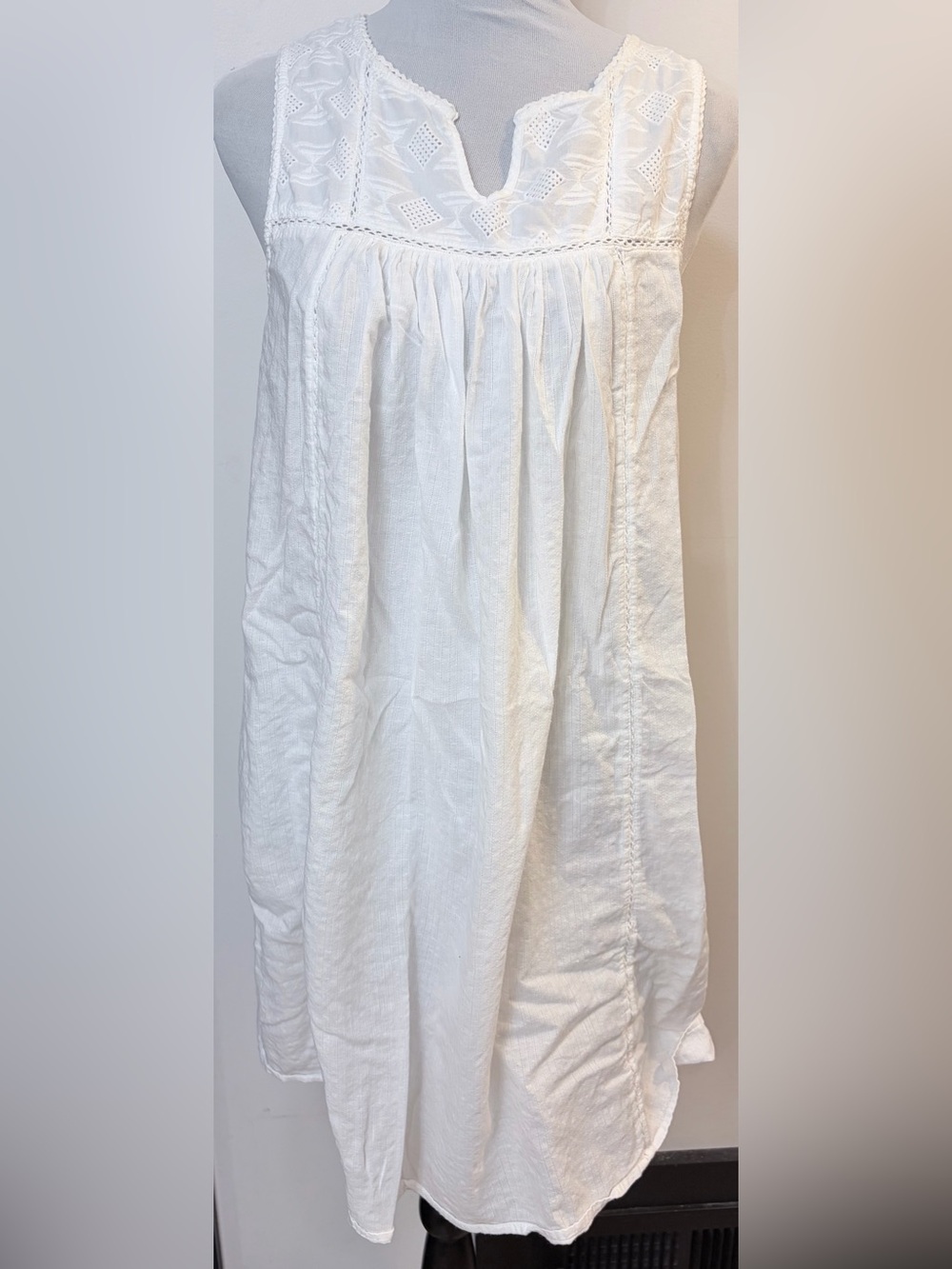 Cynthia Rowley White 100% Cotton Embroidered Sleeveless Nightgown white sz S